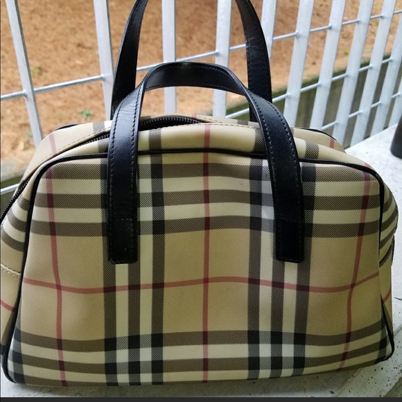 Burberry Handbags - Burberry Beige Nova Check Bowling Bag